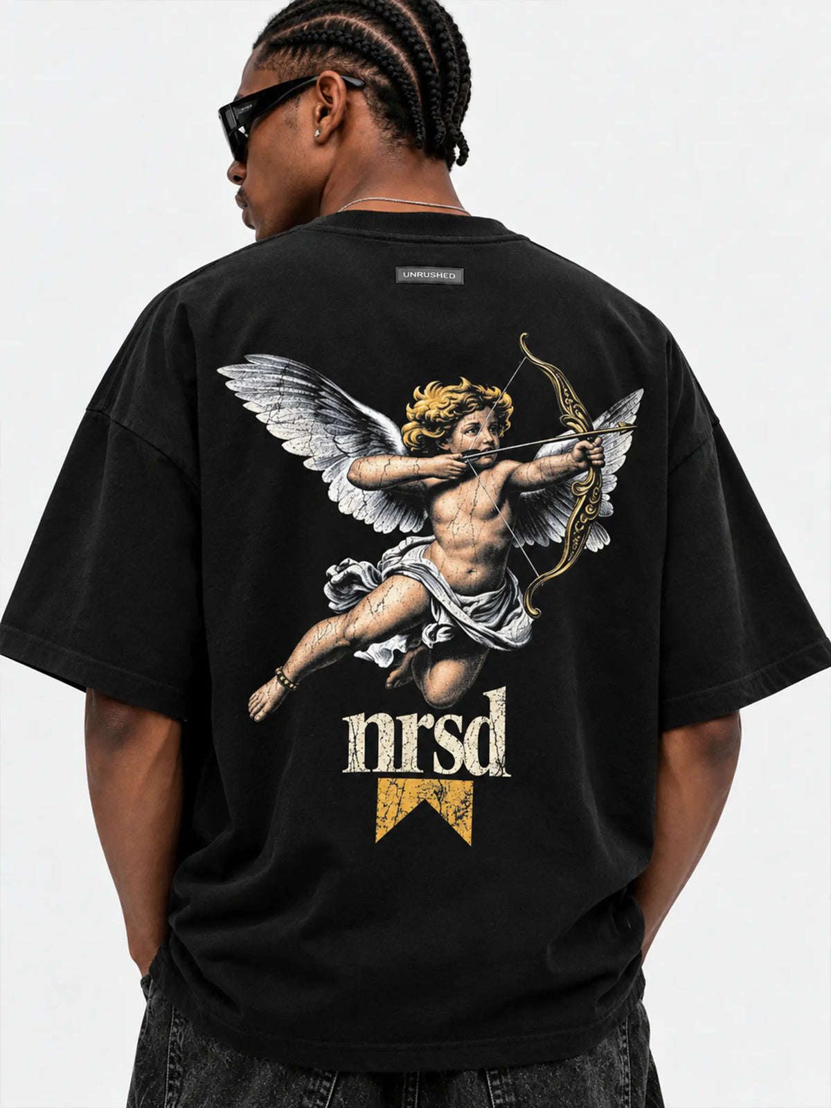 DIVINE AIM T-SHIRT