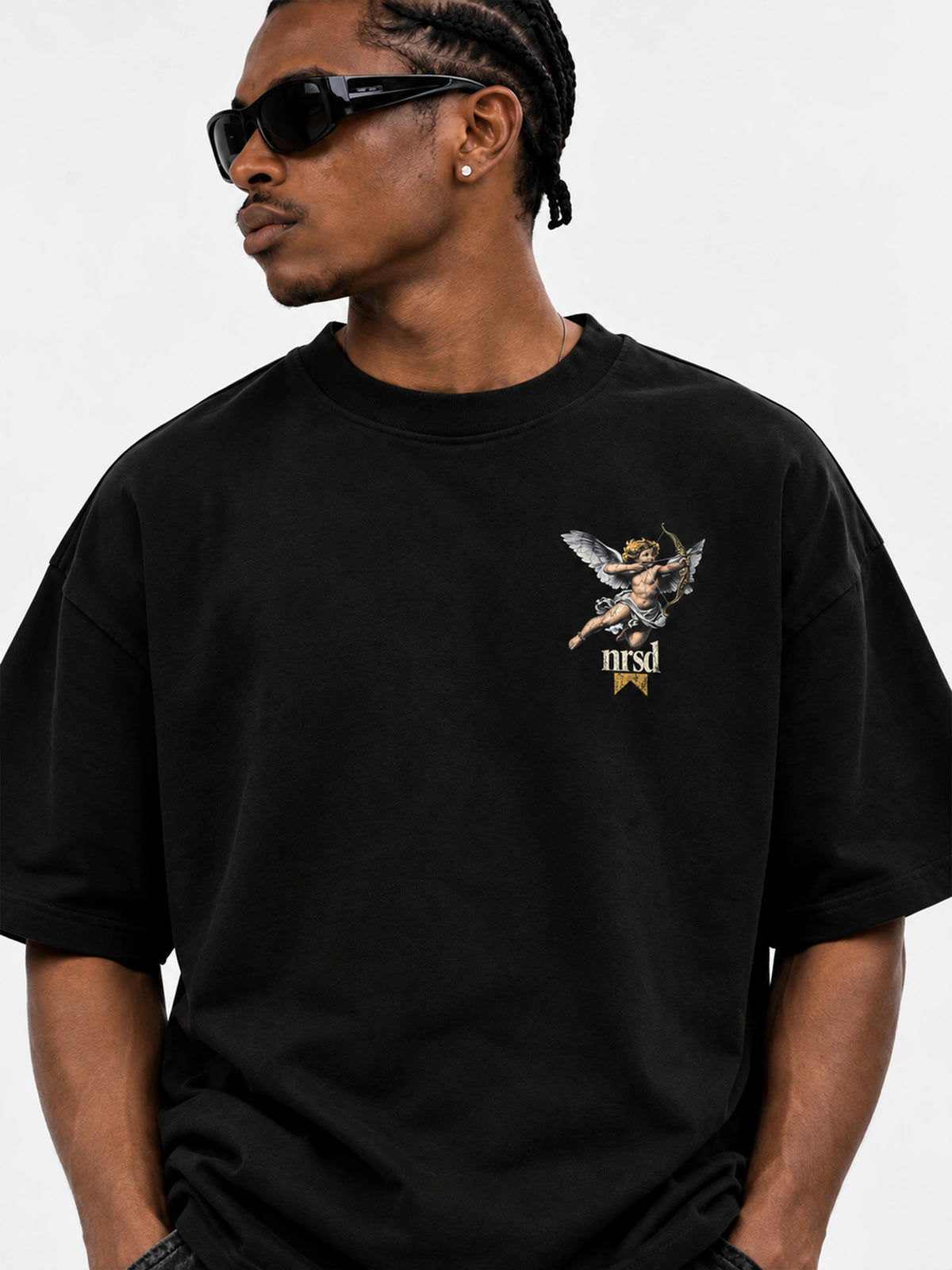 DIVINE AIM T-SHIRT