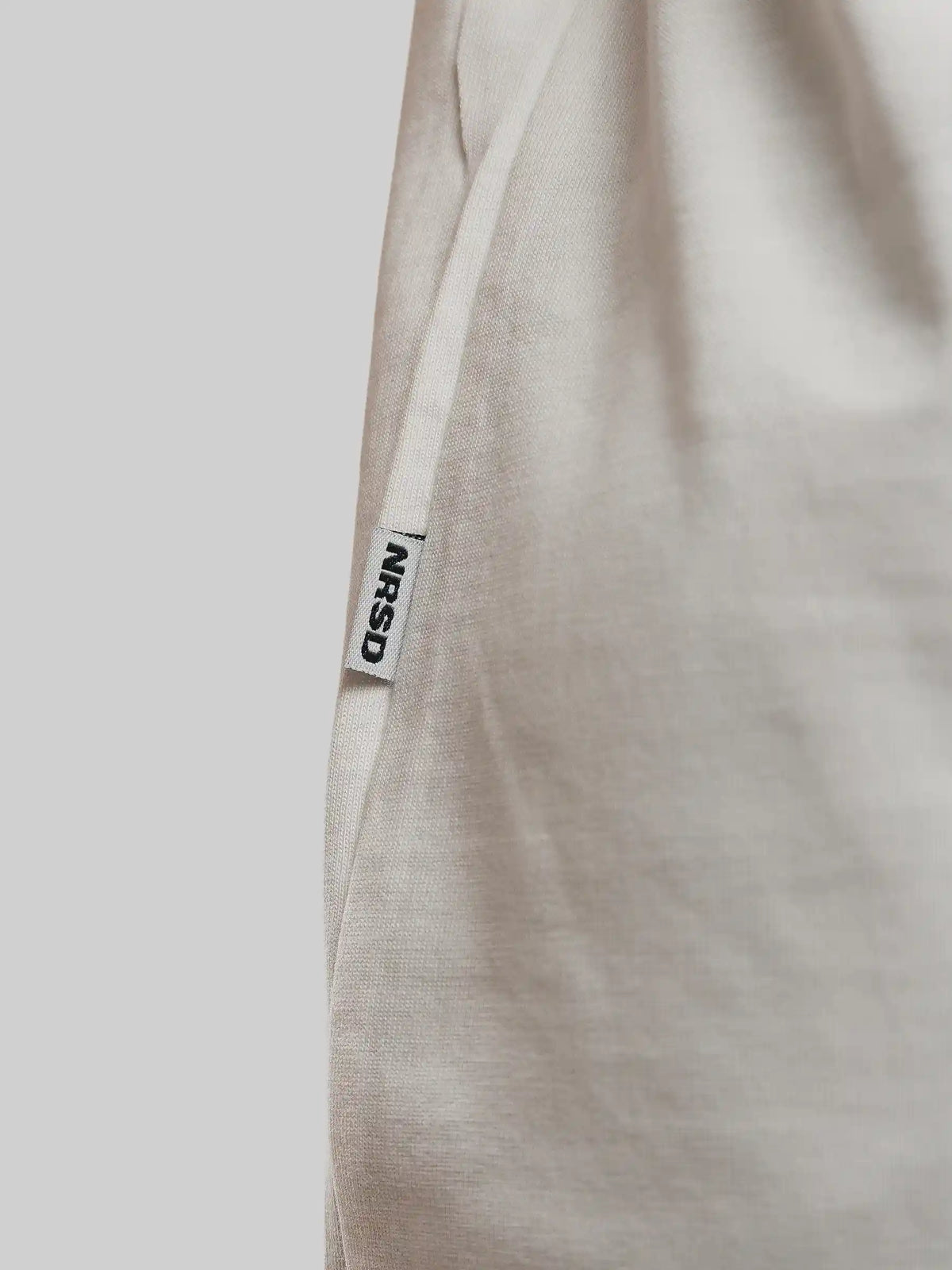 UB LOGO BEIGE