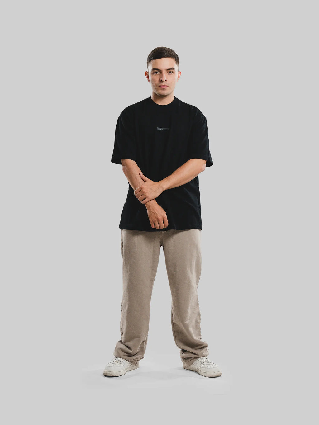 CAMISETA CLASSICS NEGRO