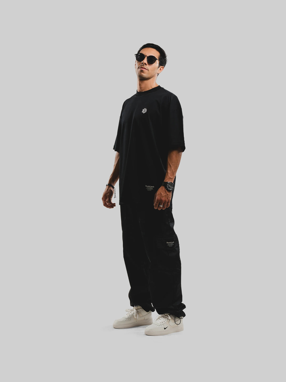 UB LOGO BLACK