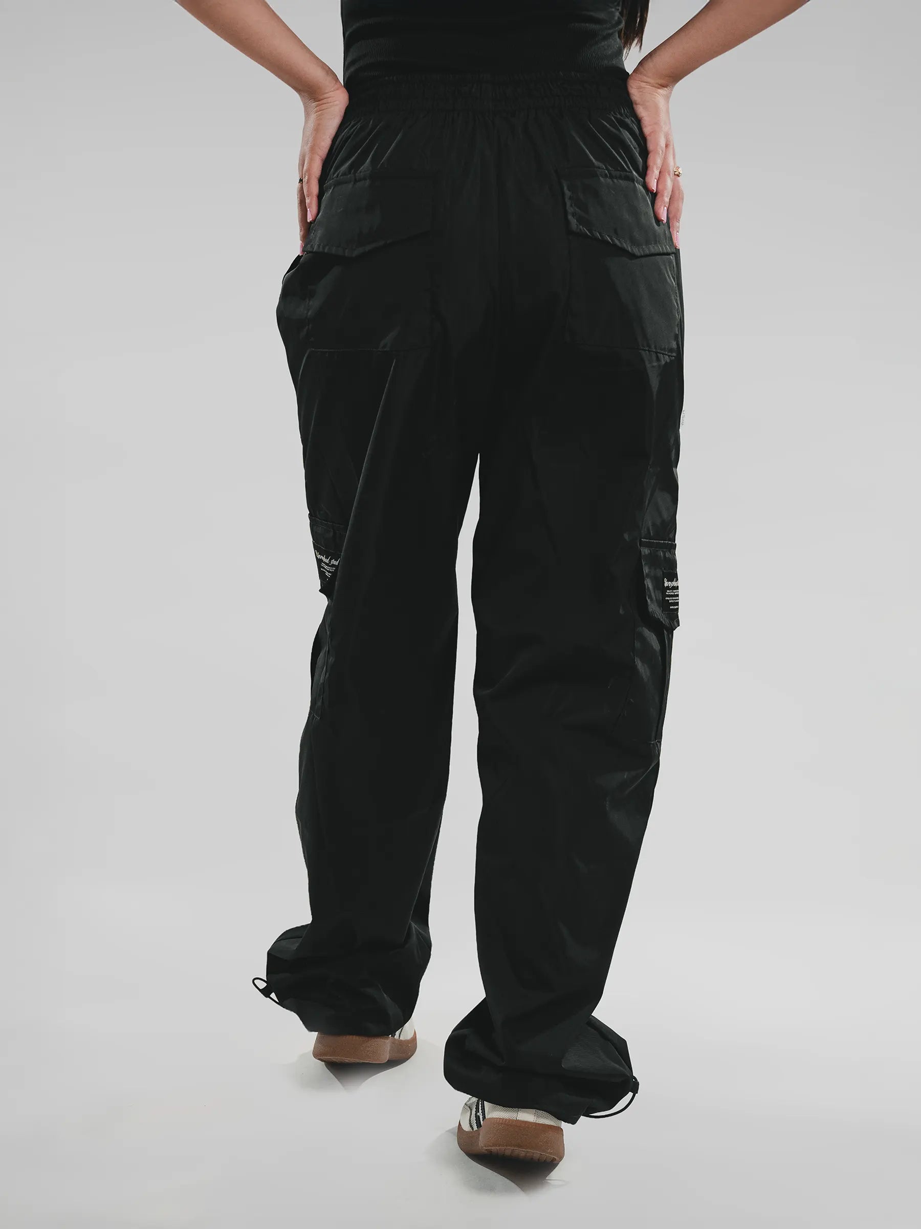 CARGO PANT NEGRO ANTIFLUIDO UNISEX