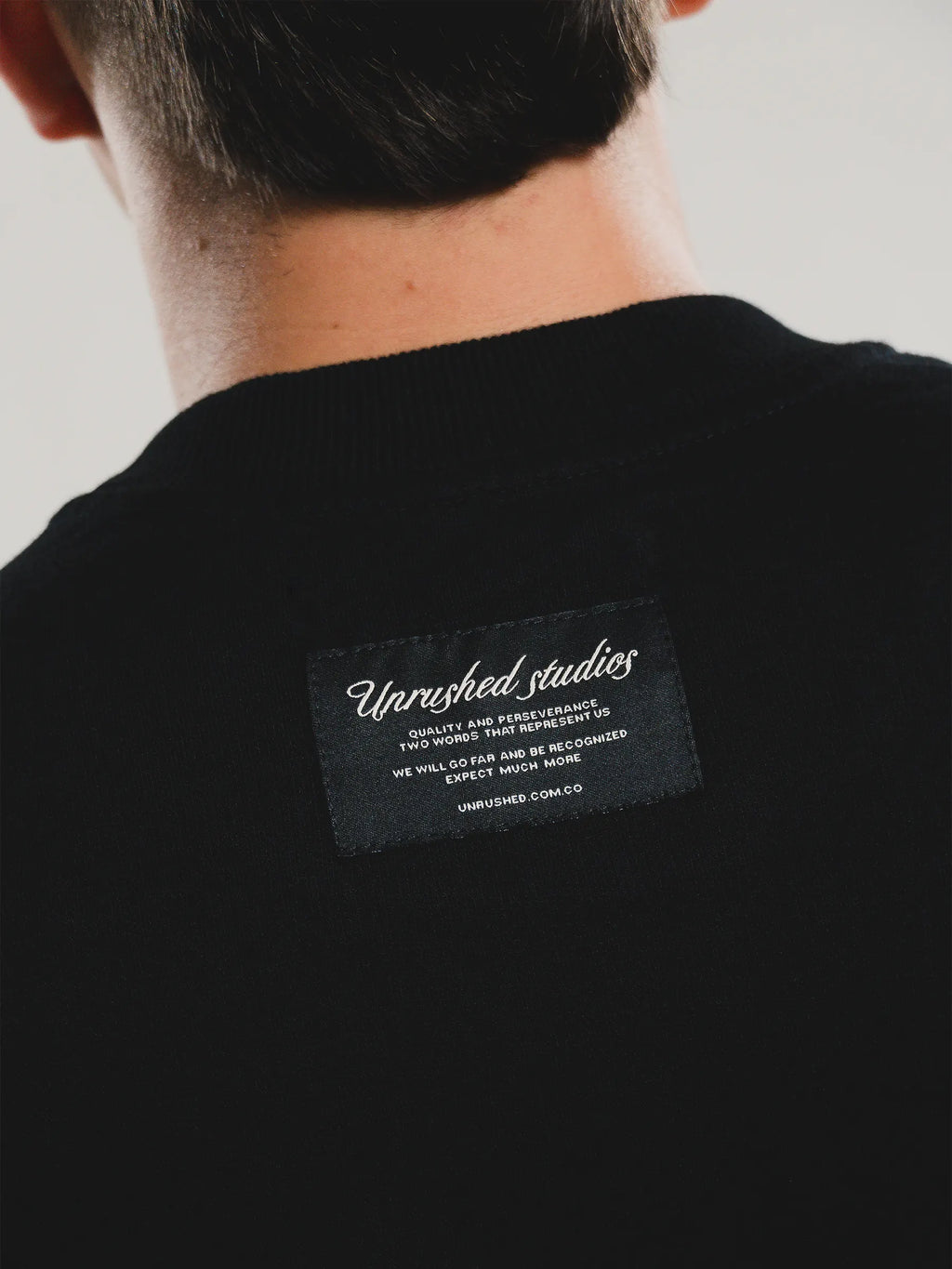 CAMISETA CLASSICS NEGRO