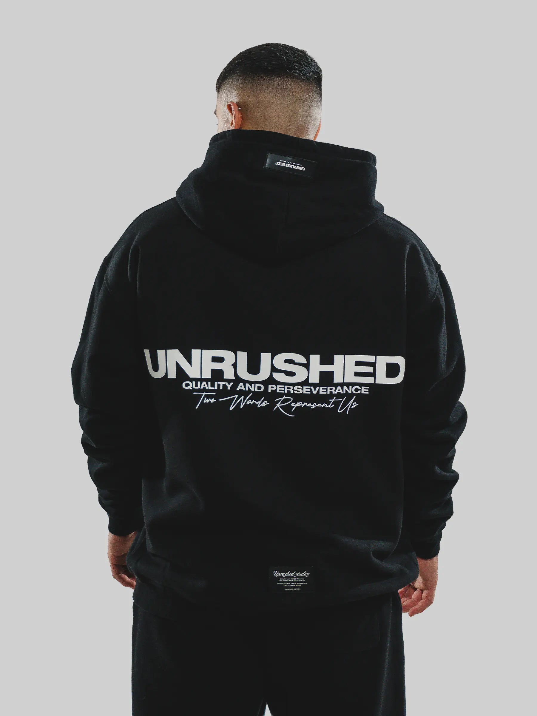 LOGO HOODIE CLASSICS NEGRO