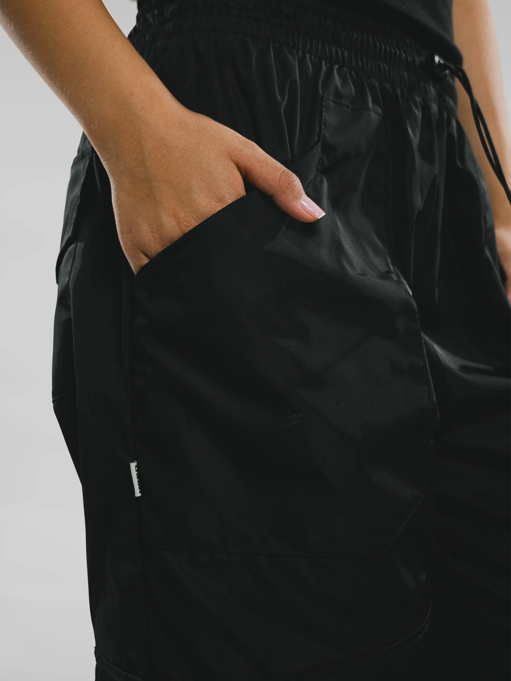 CARGO PANT NEGRO ANTIFLUIDO UNISEX