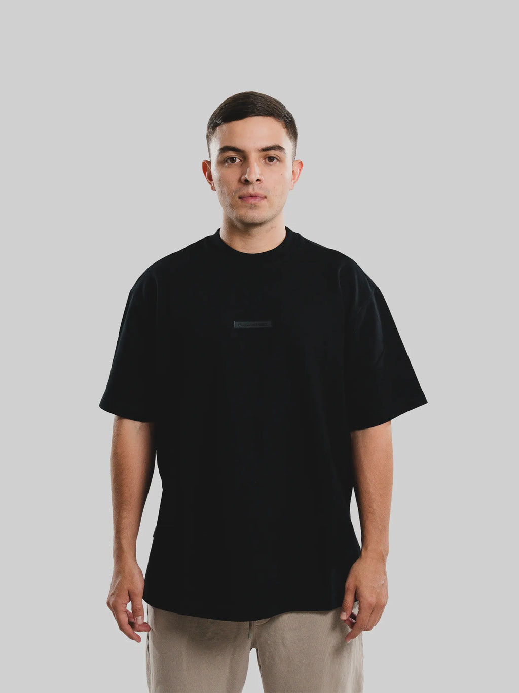 CAMISETA CLASSICS NEGRO