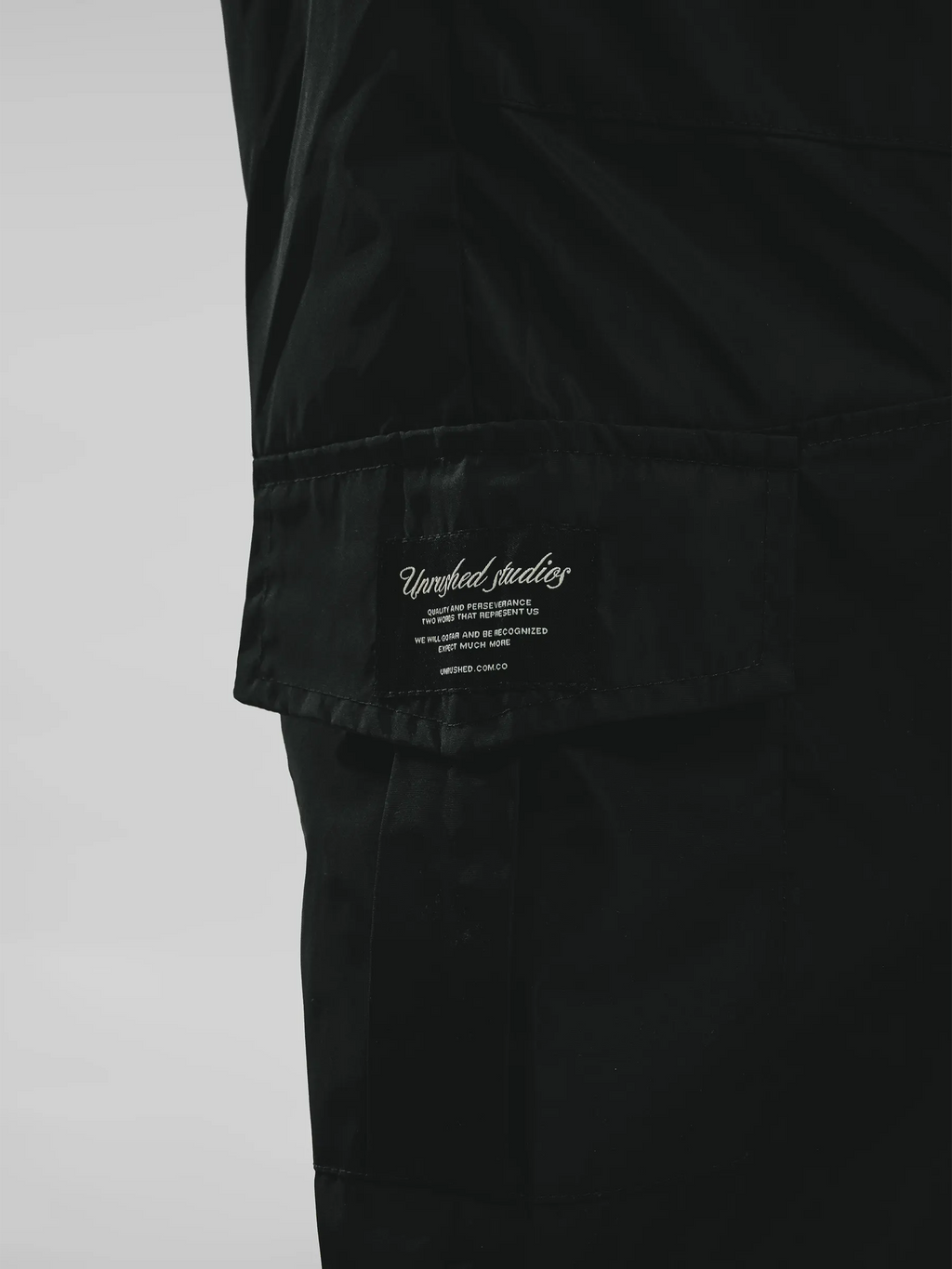 CARGO PANT NEGRO ANTIFLUIDO UNISEX