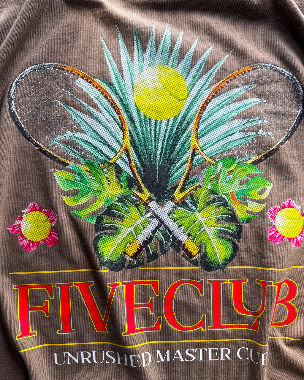 FIVE CLUB