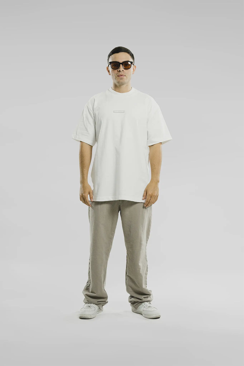 WHITE BLANK
